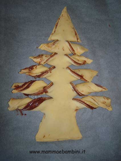 Come preparare pan brioche a forma di albero 5 Pan-Brioche-albero-05