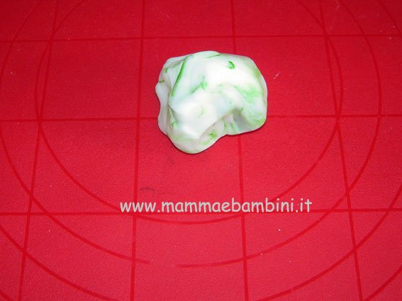 Tutorial caramelle e lecca lecca in pasta di zucchero 11 lecca-lecca-10