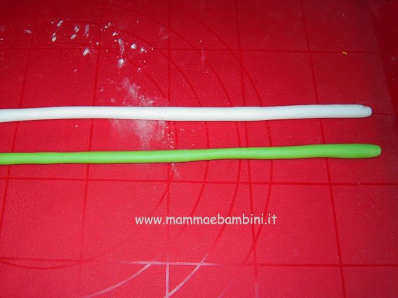 Tutorial caramelle e lecca lecca in pasta di zucchero 13 lecca-lecca-12