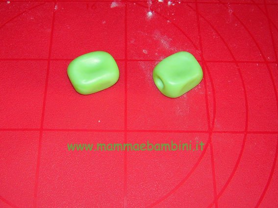 Tutorial caramelle e lecca lecca in pasta di zucchero 4 lecca-lecca-18