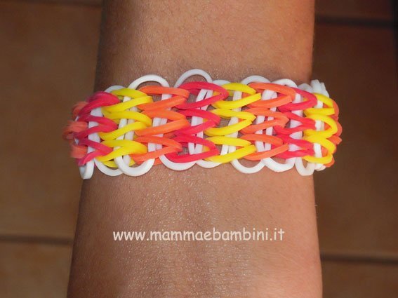 Video Loom Bands bracciale triplo lungo con elastici 3 bracciale-triplo-01