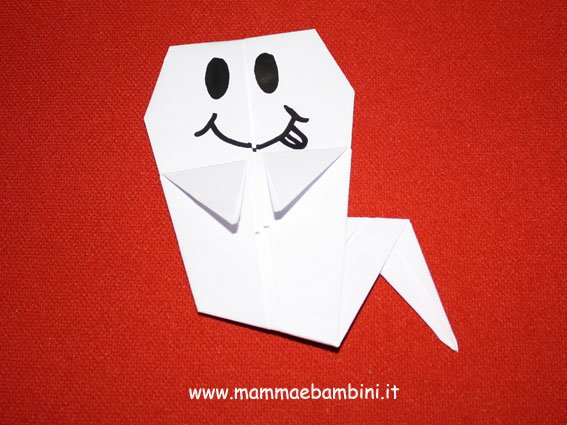 Come preparare un fantasma di carta 14 fantasma-origami-14