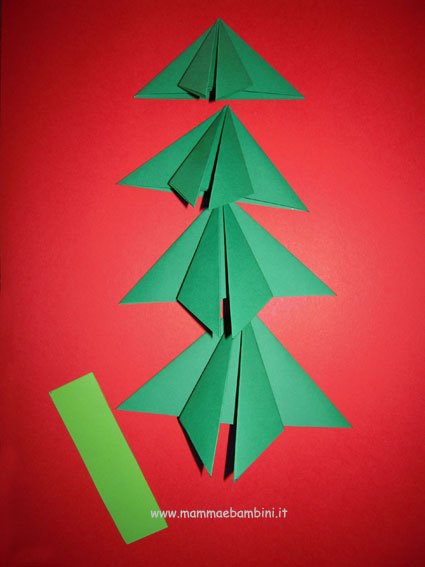 Come fare albero di carta per Natale- Lavoretti 11 albero-4p-11