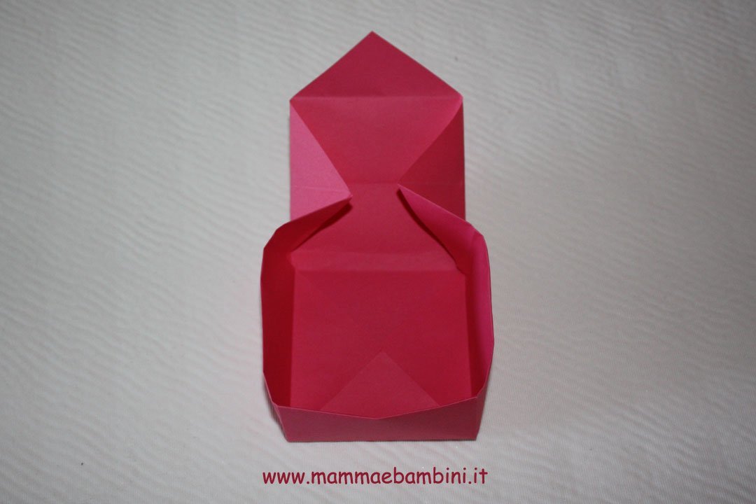 Cestino origami con base quadrata 16 cestino-quadrato-15