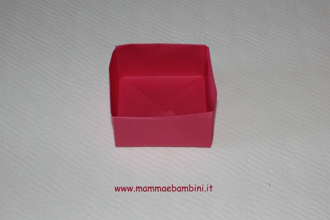 Cestino origami con base quadrata 17 cestino-quadrato-16
