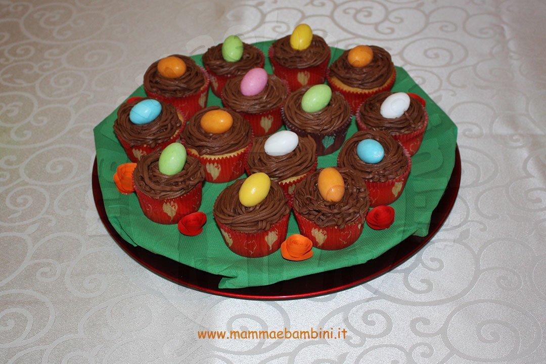 Cupcakes decorati come nidi di uccelli 05