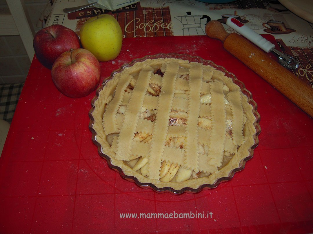 Ricetta crostata di mele facile 02