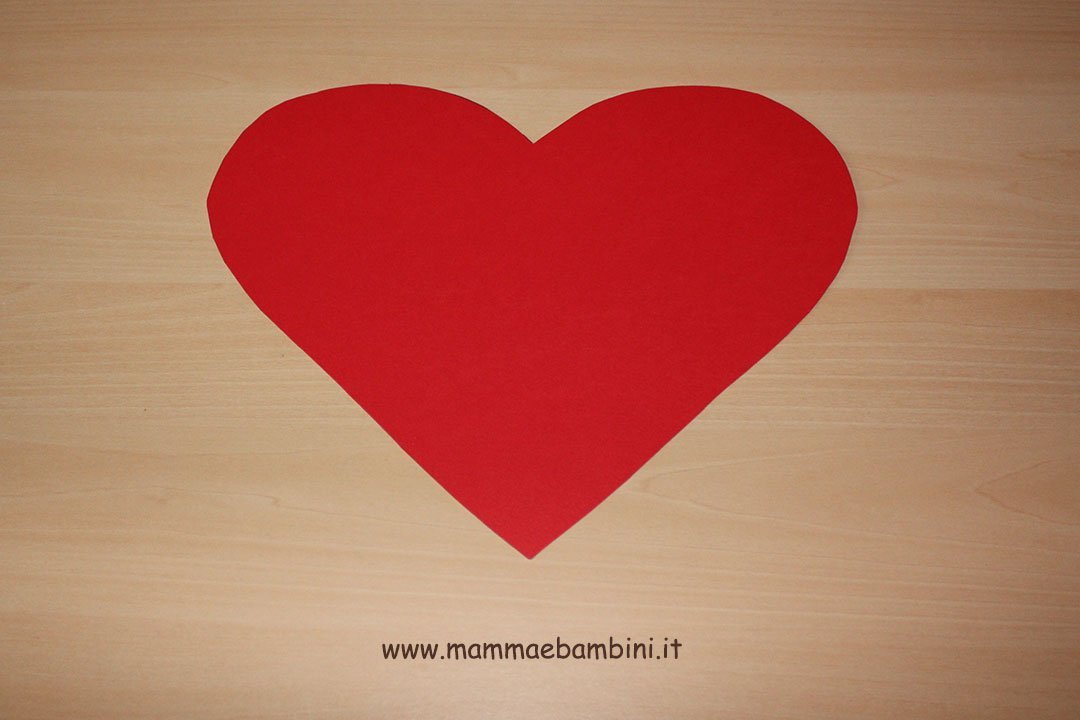 Cuore con roselline di carta da appendere 3 cuore-con-rose-02