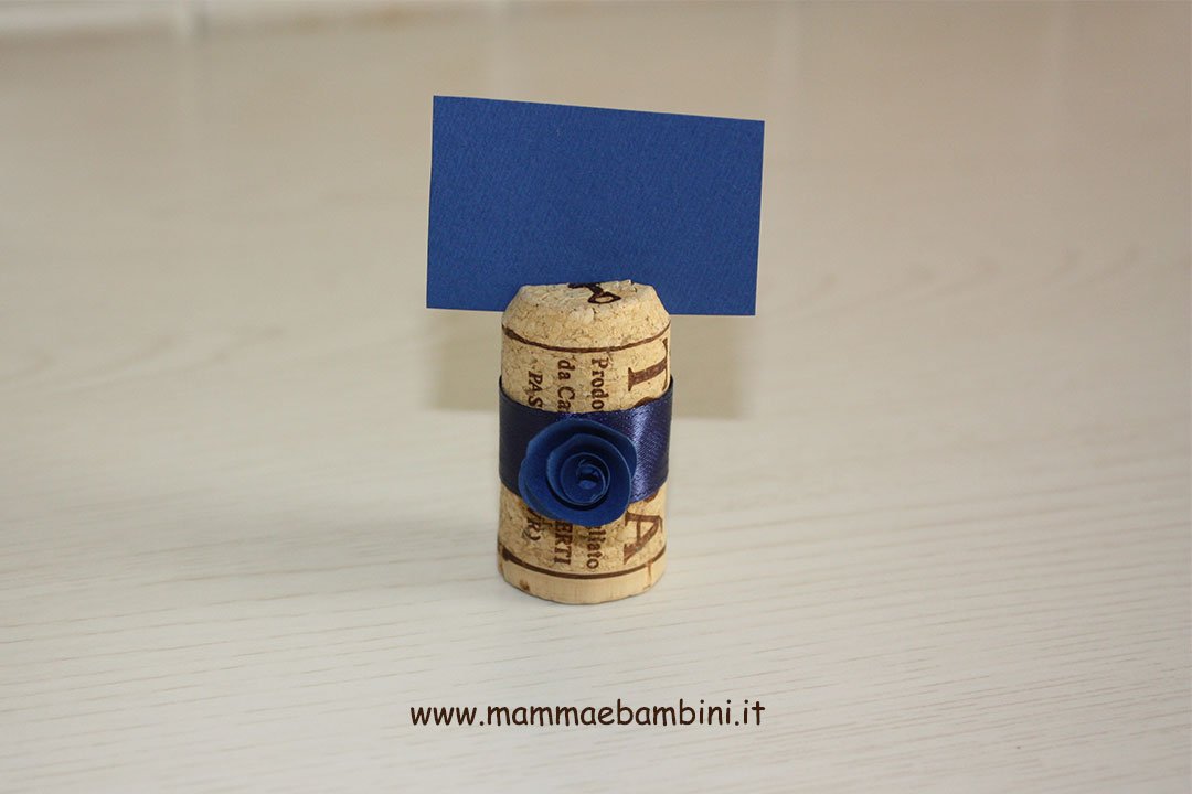 Idee segnaposti con tappi di sughero 9 segnaposto-tappo-09