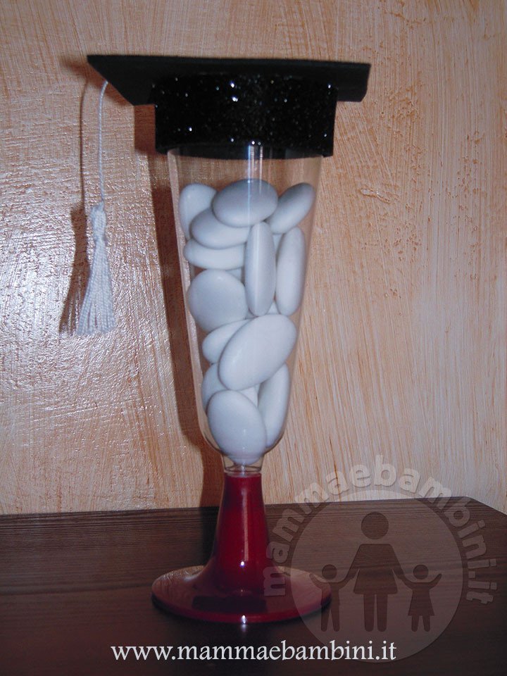 Idee lavoretti fine anno scolastico con bicchieri 3 bicchiere a calice portaconfetti