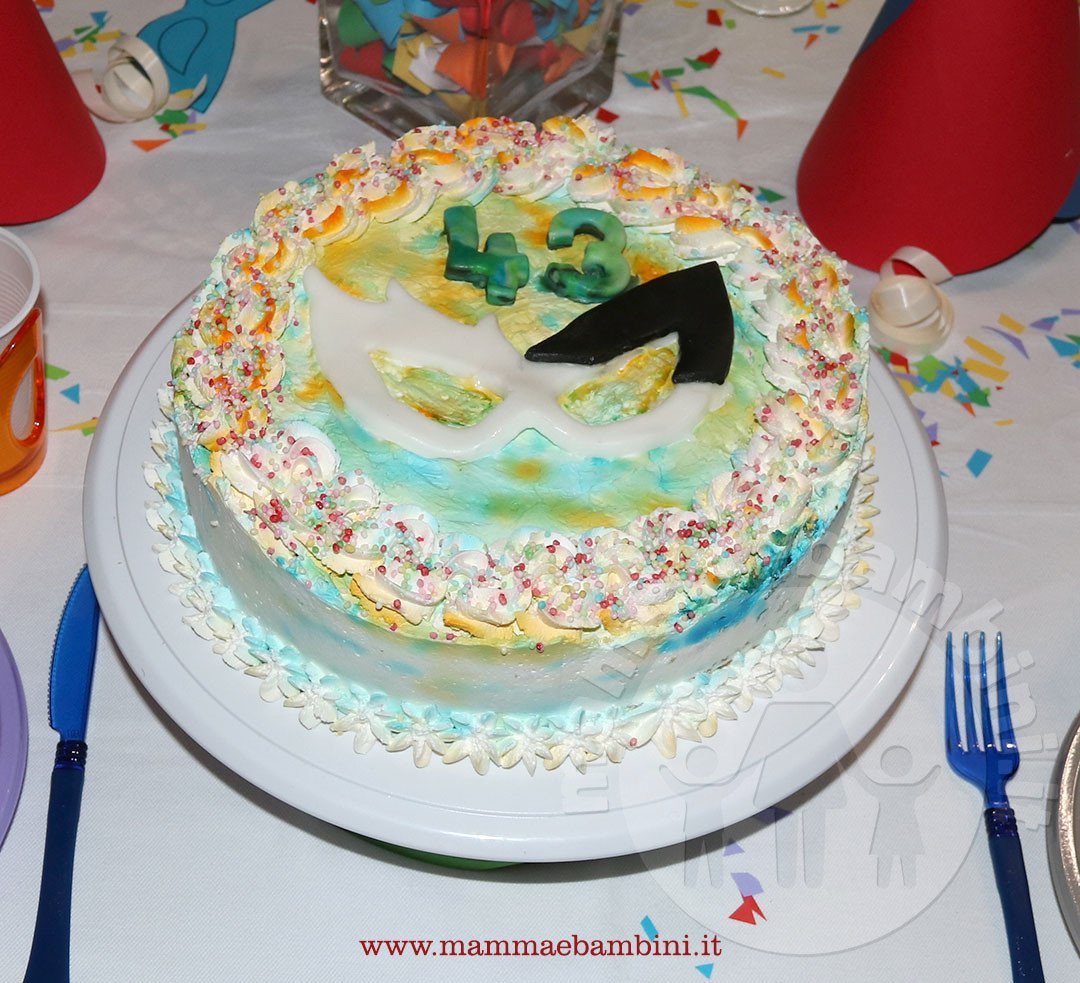 torta colorata per carnevale 01