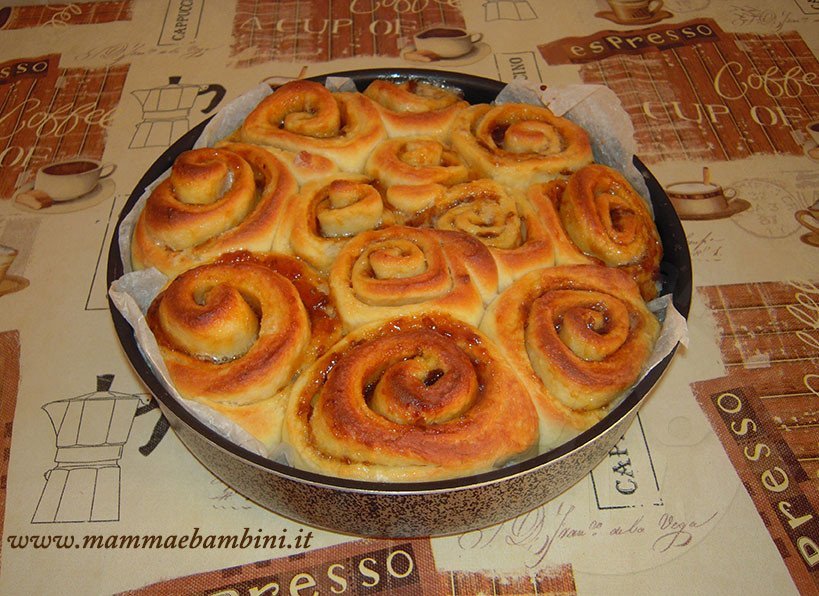 Torta di rose per la festa della mamma 12 torta rose 05
