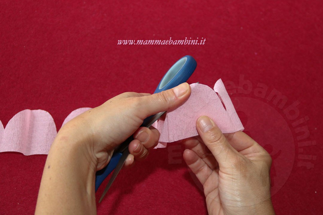 Tutorial rose di carta crespa facili 5 rosa in carta crespa 15