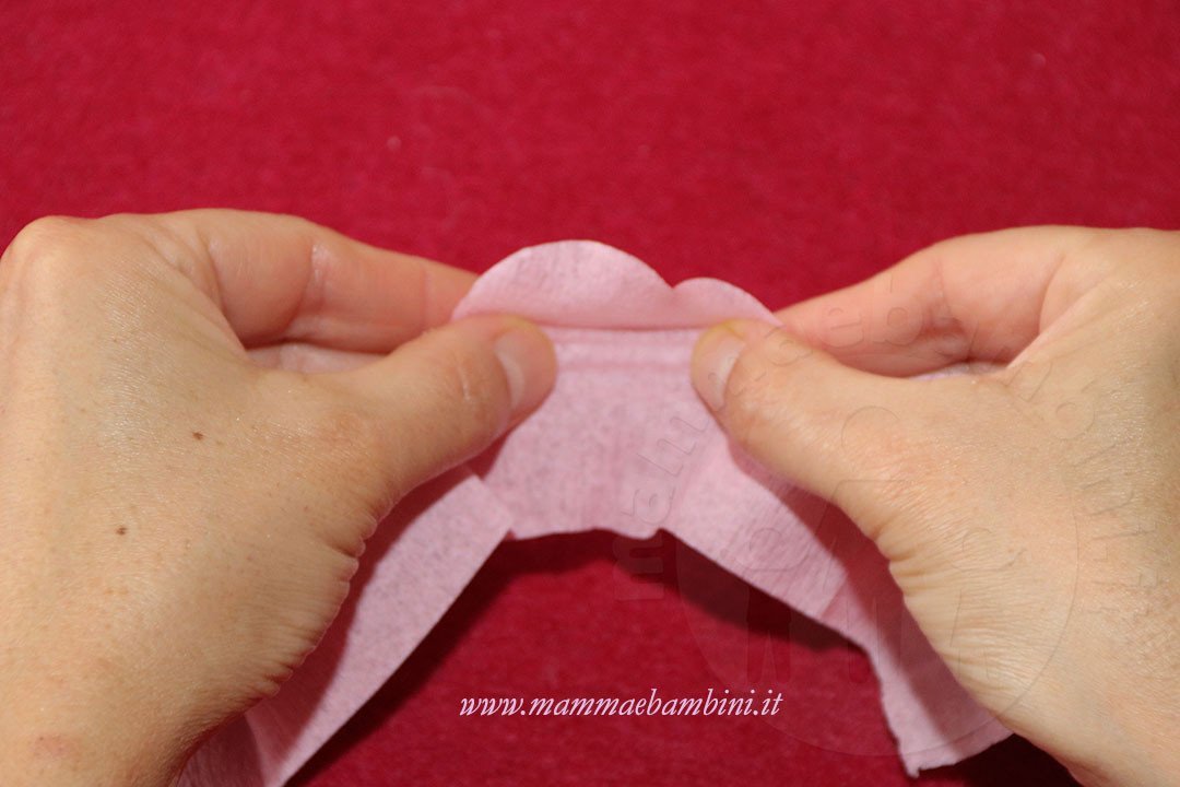 Tutorial rose di carta crespa facili 9 rosa in carta crespa 19