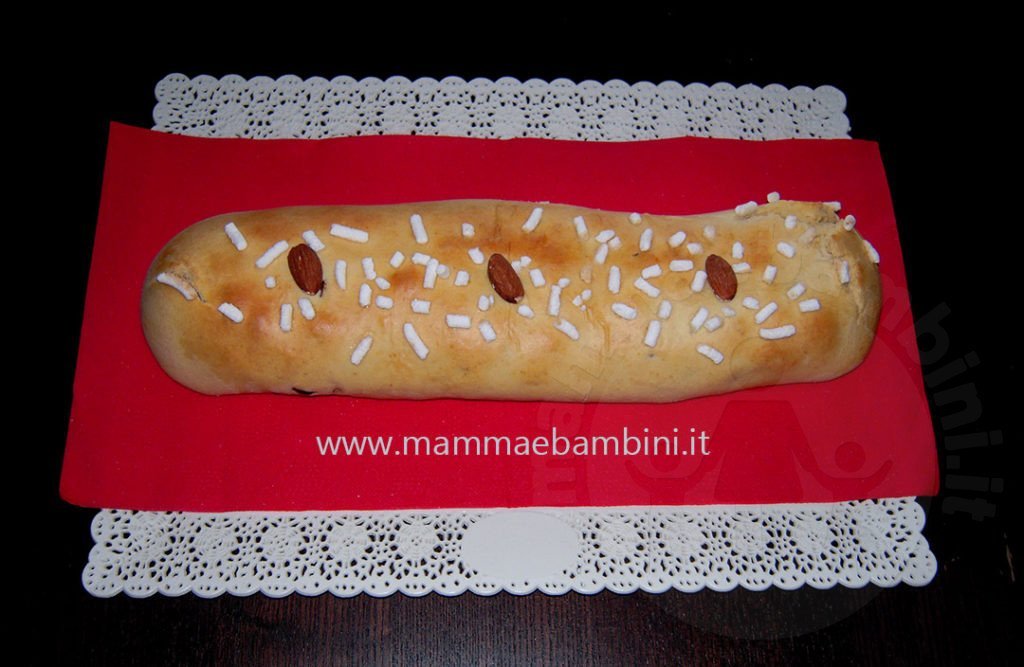 Ricetta strudel di frutta secca 7 dolce natalizio torciglione 00
