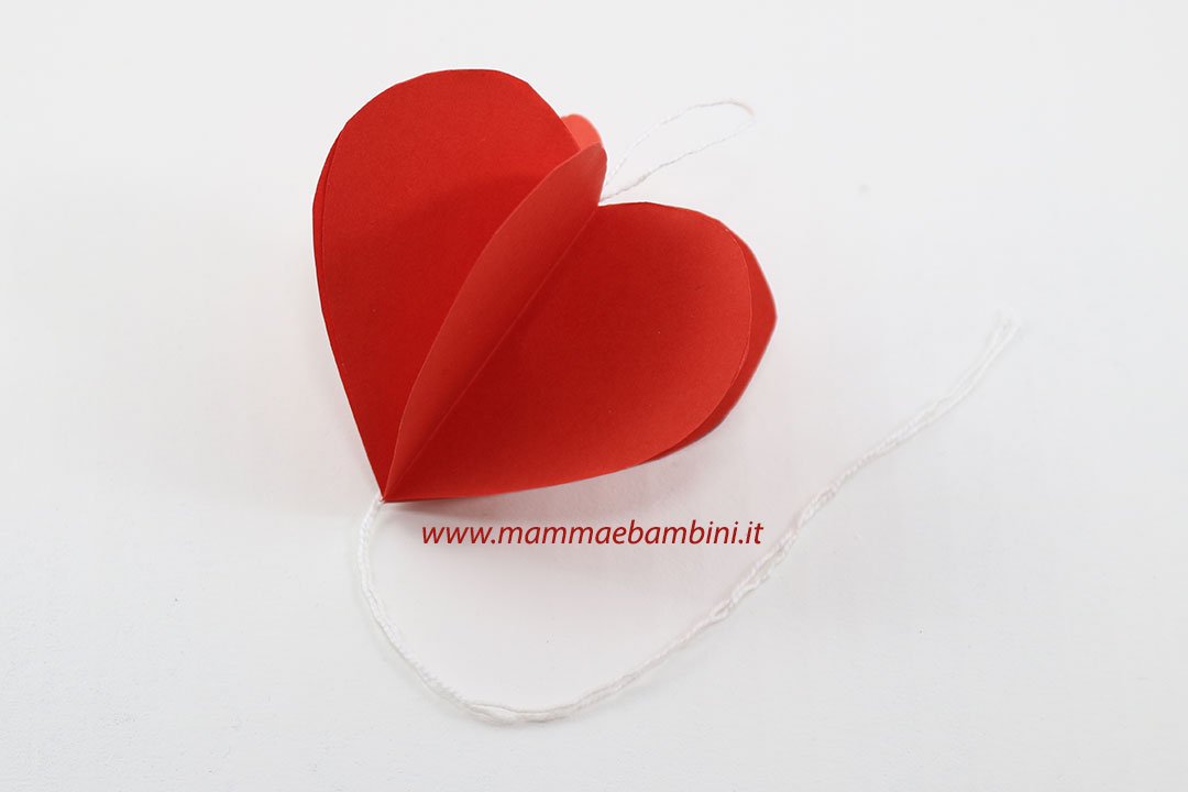 Lavoretto cuore di carta 3D 6 Cuore 3D da appendere 10