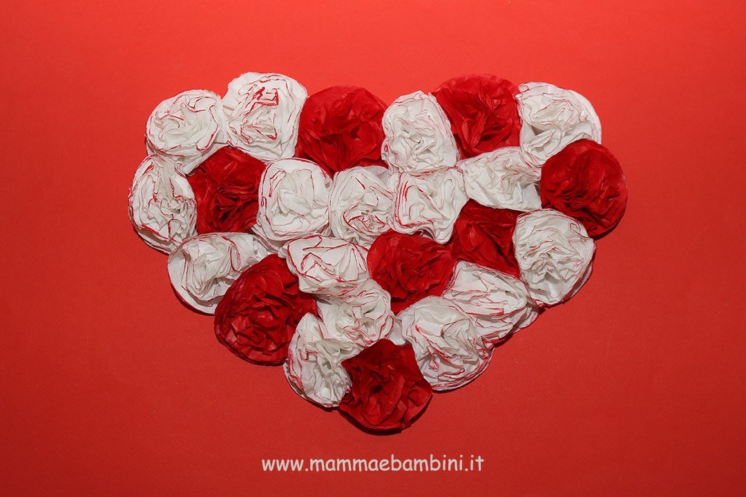 Decorazioni per feste con carta velina 12 Cuore carta velina 01