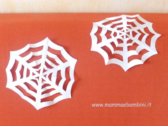 Come realizzare una ragnatela di carta 10 ragnatela-halloween-10