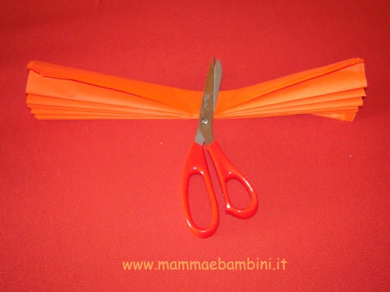 Come fare decorazioni per feste: ponpon 4 ponpon-di-carta-01