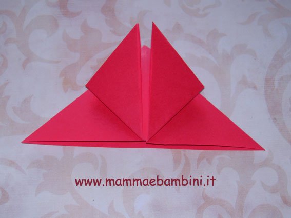 Come realizzare stelle 3D origami per Natale 10 stella-3d-09