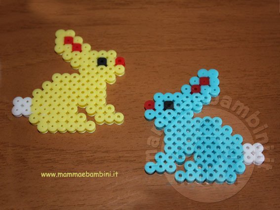 Lavoretti per Pasqua con perline da stirare 3 coniglio-perline-03