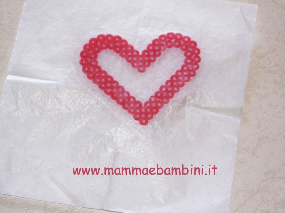 Cuore per la mamma con le perline Hama 6 cuore-perline-04