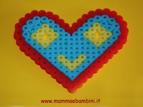 Cuore per la mamma con le perline Hama 8 cuore-perline-08