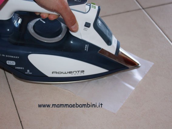 Lavoretti per Pasqua con perline da stirare 9 uovo-perline_03