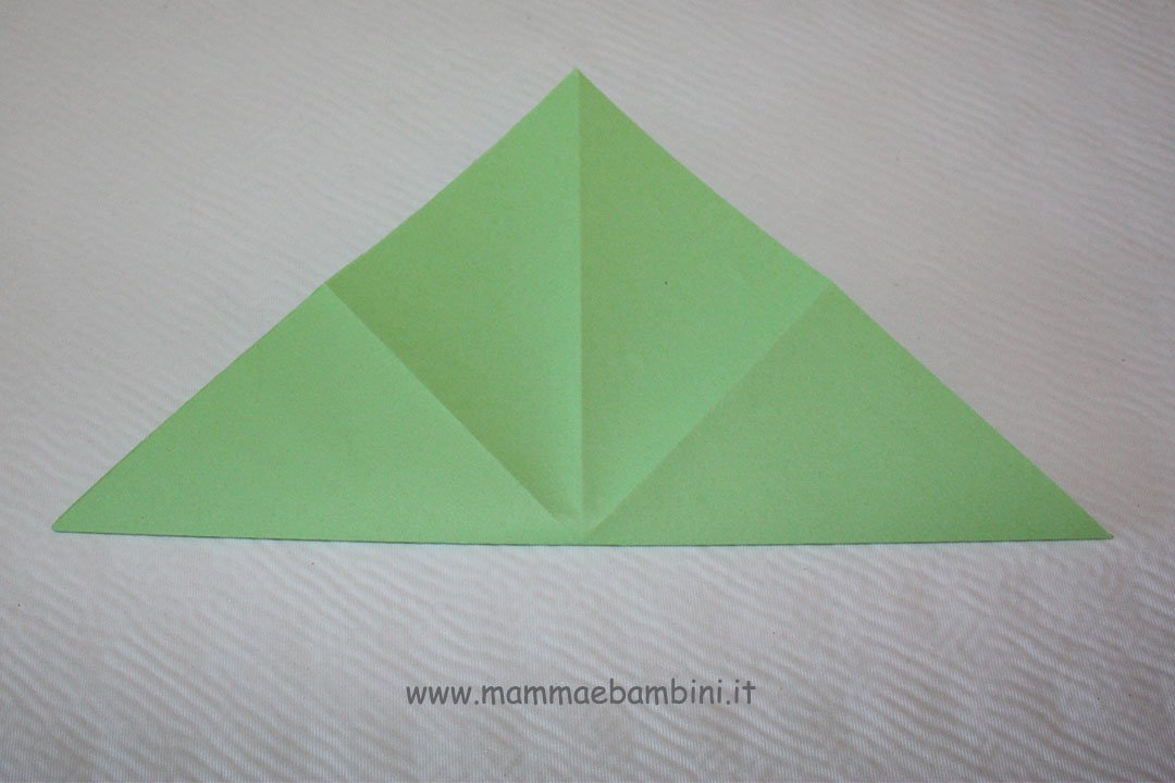 Come fare cestini di carta per Pasqua 4 cestino-stella-02