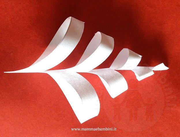 Come realizzare fiocco di neve 3D di carta 11 fiocco-neve-addobbi6