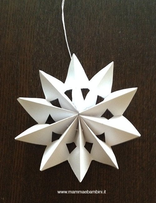 Realizzare festone con stelle di Natale 22 stella-natale-festone18