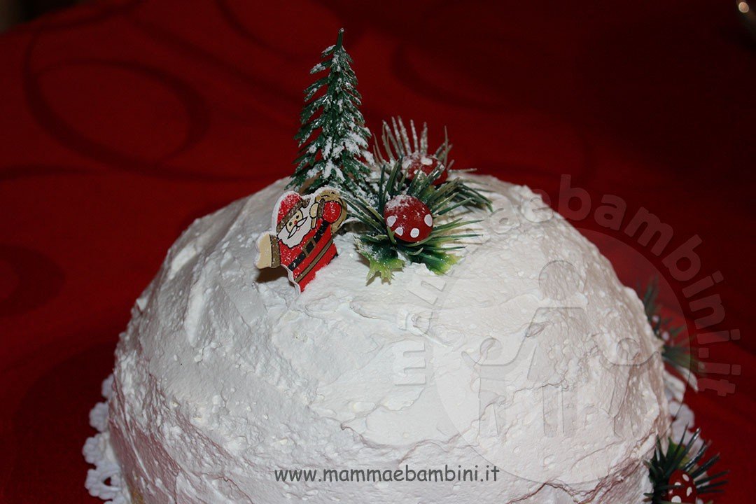 Zuccotto di savoiardi ripieno di mascarpone e panna-03