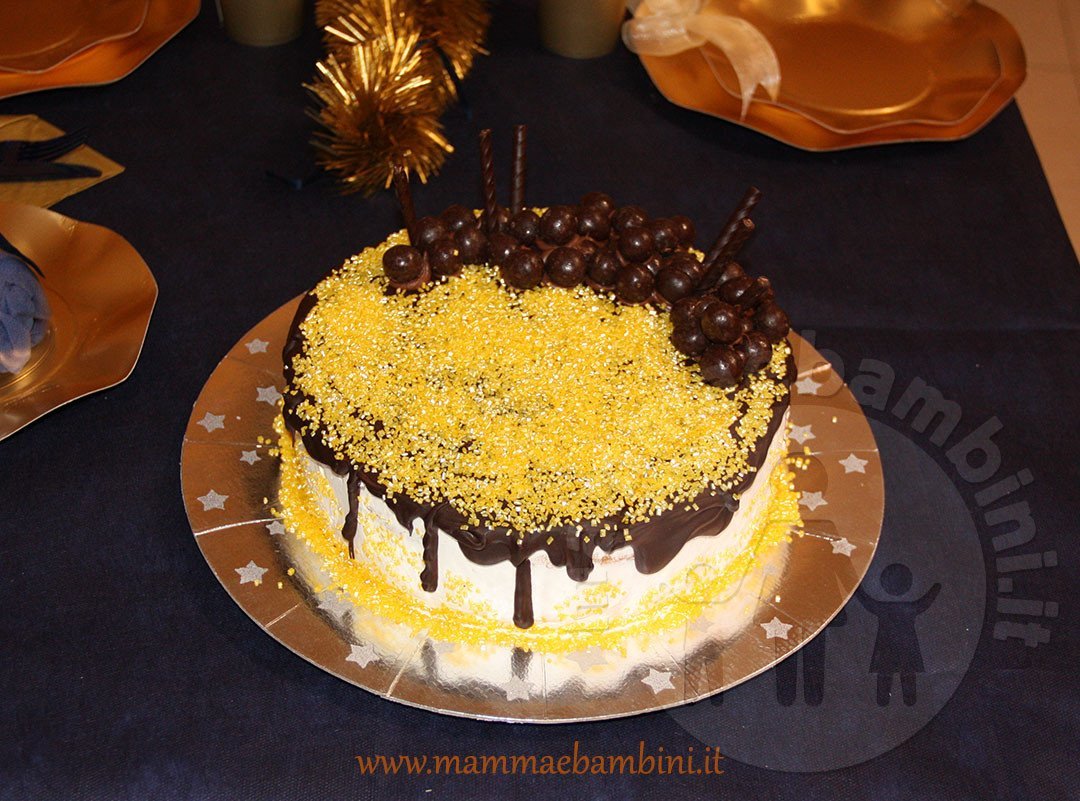 Idee per decorare torta con glassa al cioccolato 4 torta con glassa al cioccolato drip cake 00