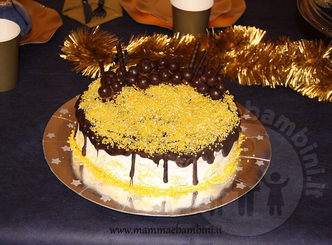 torta con glassa al cioccolato drip cake 01