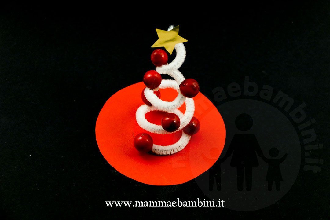 albero natale con nettapipe bianco 00