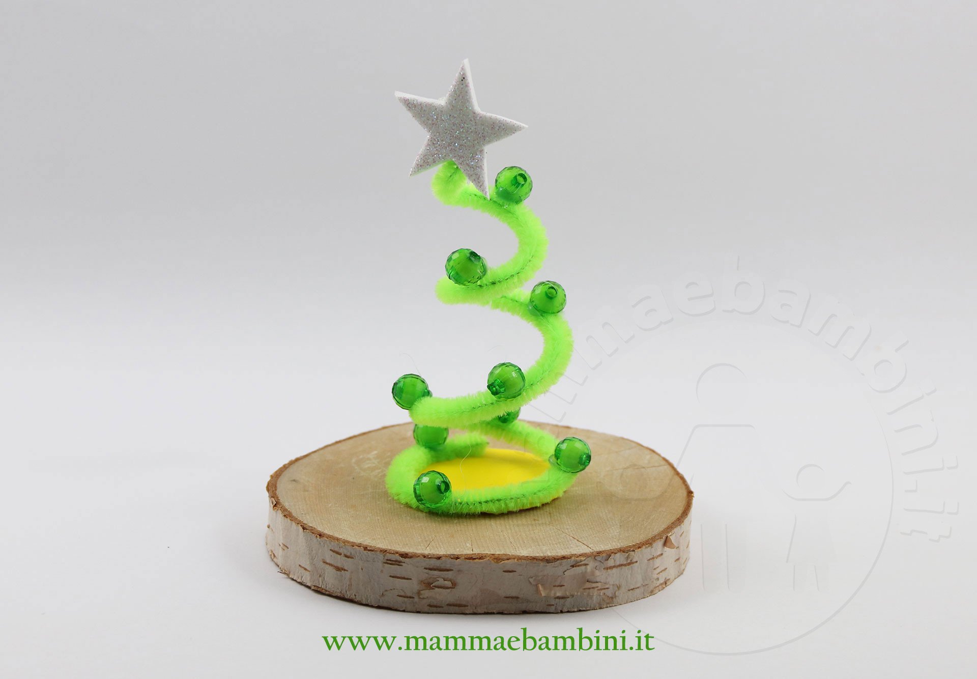 albero natale con nettapipe verde chiaro 00