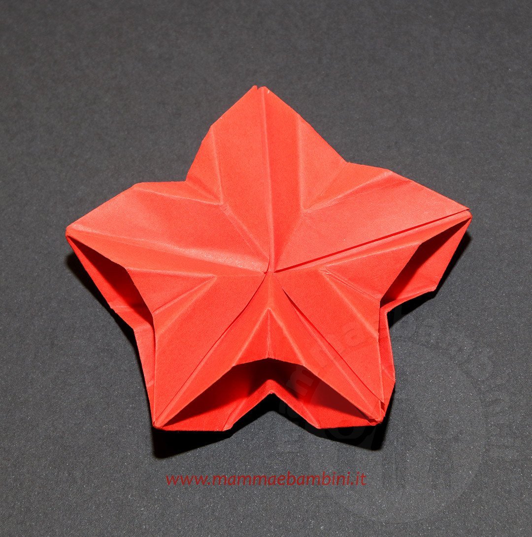 Come realizzare Stella di Natale origami 54 stella natale origami 02