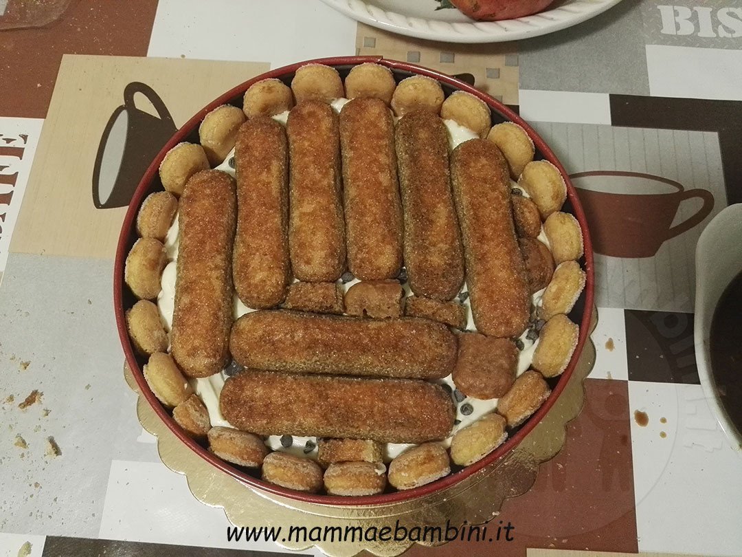 Ricetta torta tiramisù con savoidardi 4 torta tiramisu con savoiardi 03