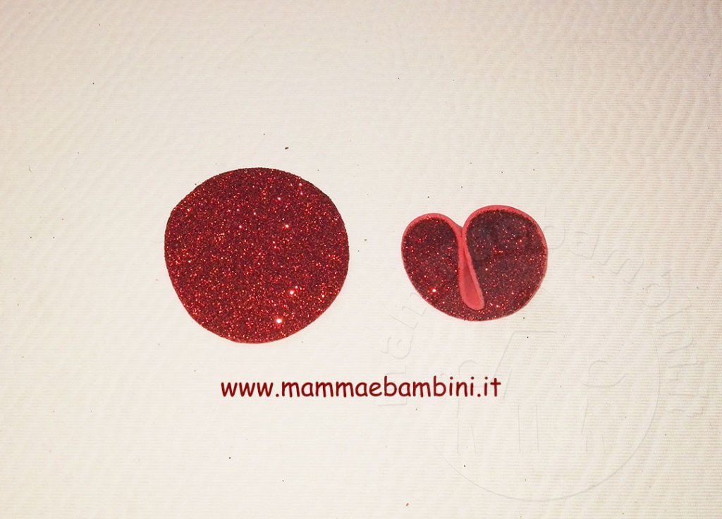 Realizzare palline natalizie con gomma crepla 2 palline con gomma crepla 06