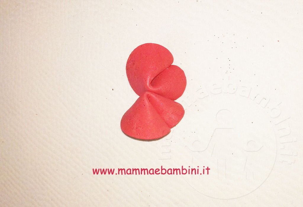 Realizzare palline natalizie con gomma crepla 4 palline con gomma crepla 08