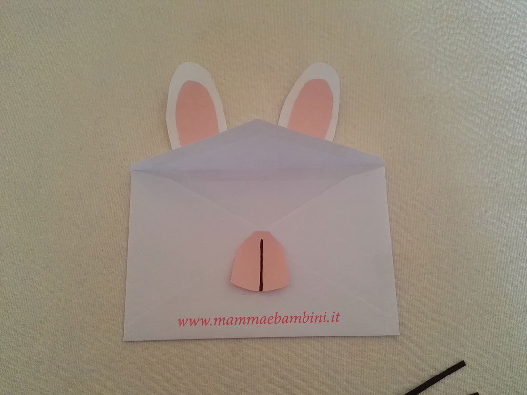 Coniglio con busta da lettere 5 biglietto pasqua a forma coniglio 13