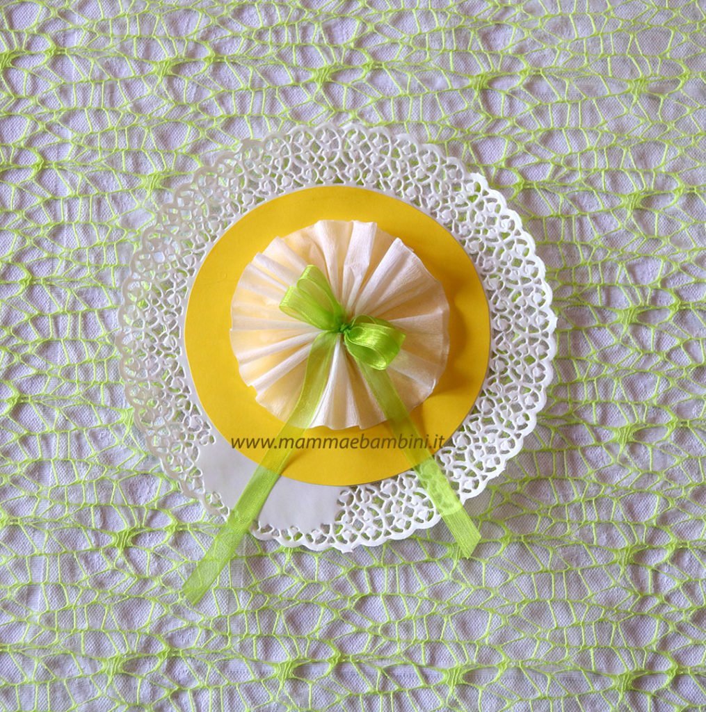 100 centrini di carta in pizzo, colore bianco, rotondi, in pizzo, per torte, sottobicchieri, per matrimoni, feste di compleanno, decorazione da tavola da 4,5