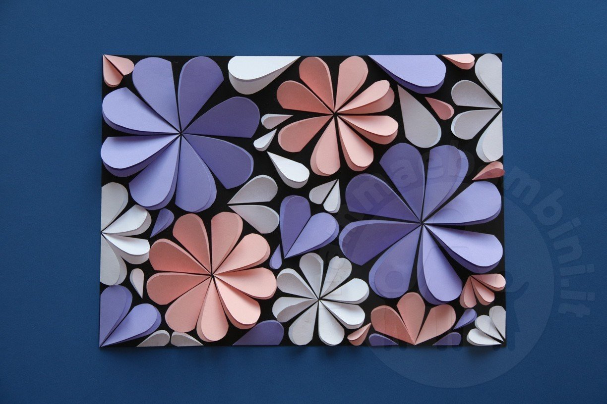 Lavoretto 3D con fiori di carta