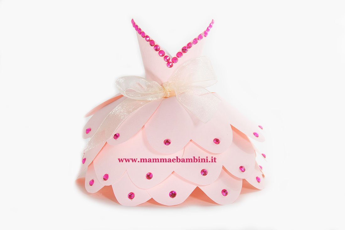 Idee abiti fiore con carta 4 vestito carta principessa rosa con strass 00 1