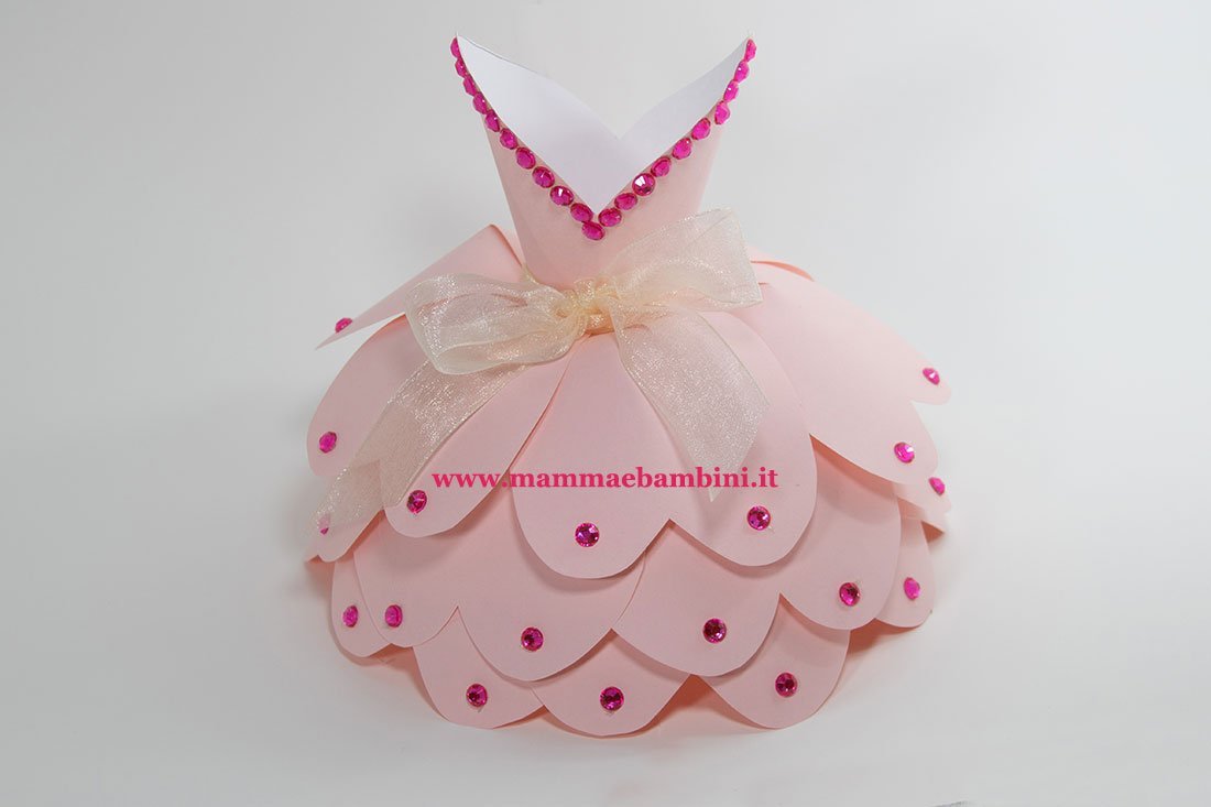 Idee abiti fiore con carta 6 vestito carta principessa rosa con strass 02