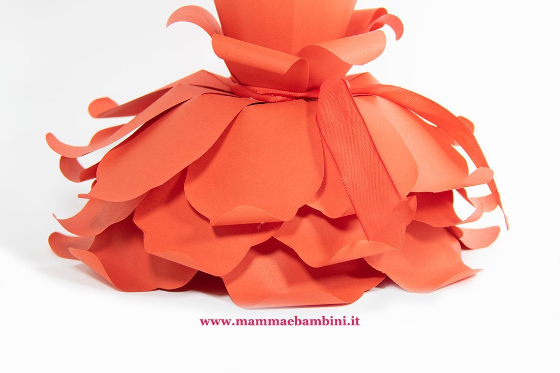 Tutorial abito fiore di carta 14 vestito fiore carta rosso particolare