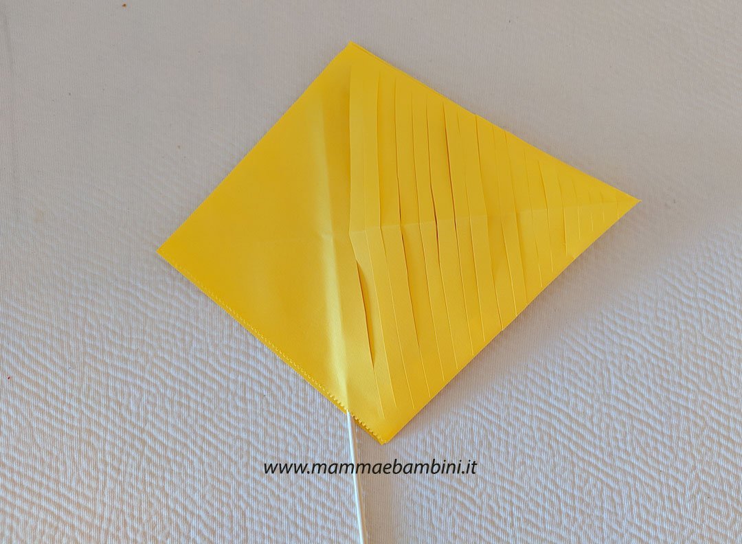 Lavoretti pesci di carta 11 Lavoretto pesce di carta 14