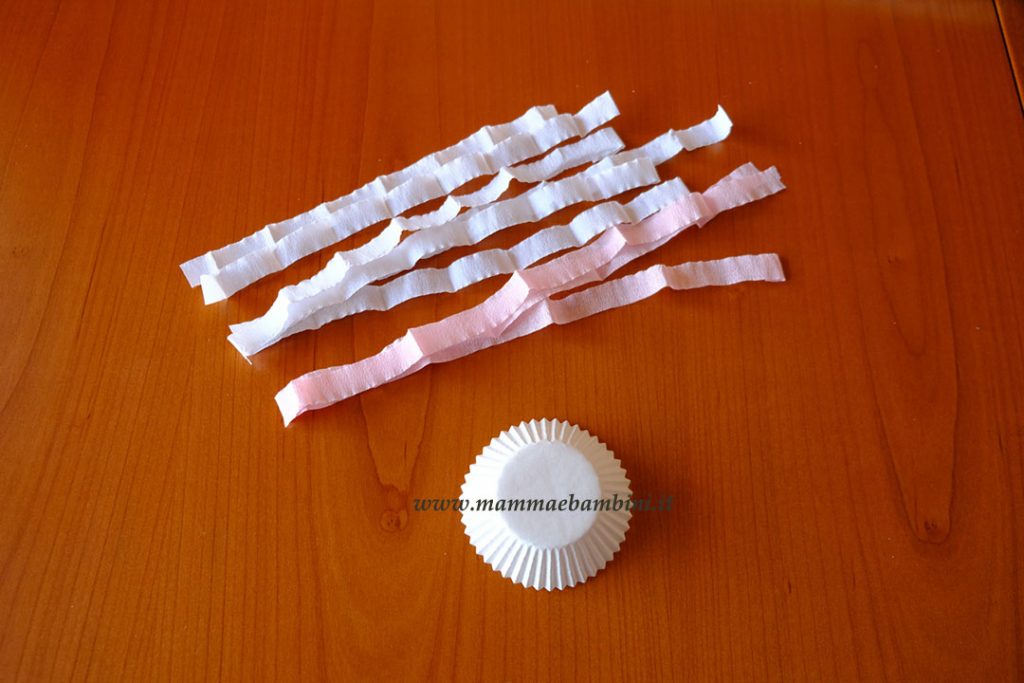 Lavoretti semplici di carta per bambini 4 lavoretti bambini meduse carta 03