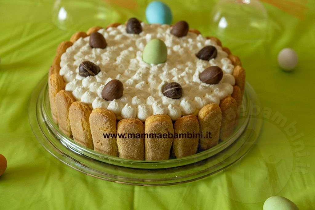 torta tiramisu con ovetti pasqua