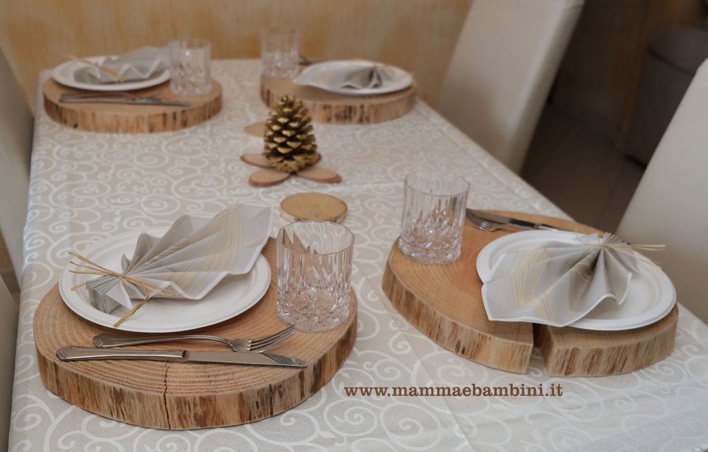 Tavola per Natale stile rustico 3 tavola stile rustico con tronchi 01